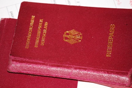 איך משיגים דרכון גרמני?